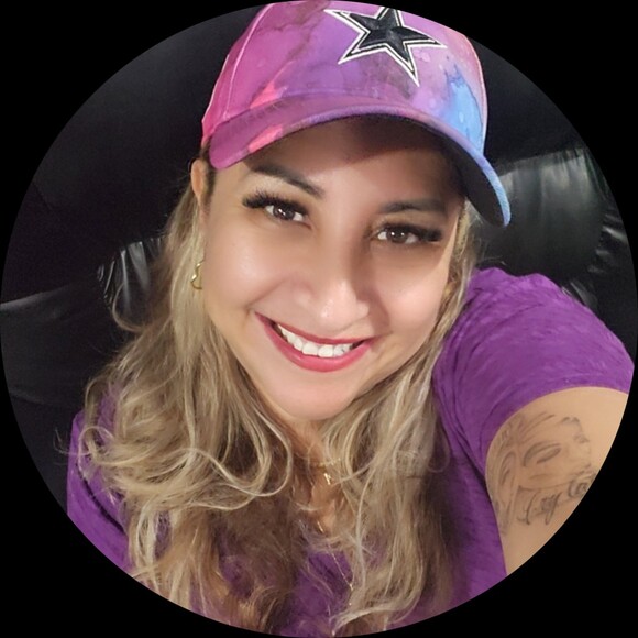 adela_bp